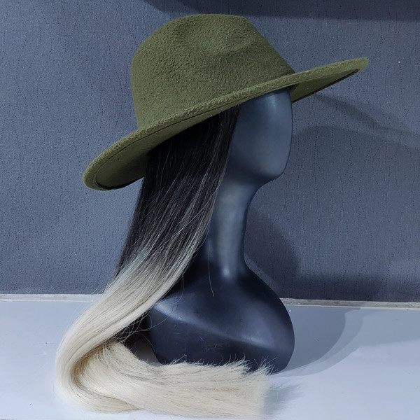 دارای چسب نروماده جهت چسبندگی مووکلاه